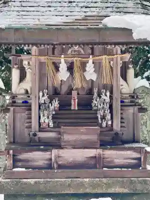 倭文神社の{uncategorized: "未分類", other: "その他", undefined: "問題あり", building: "その他建物", grave: "お墓", sacred_gate: "鳥居", guardian: "狛犬", statue: "像", buddha: "仏像", history: "歴史", nature: "自然", garden: "庭園", animal: "動物", pagoda: "塔", temizu: "手水舎", mountain_gate: "山門・神門", sanctuary: "本殿・本堂", subordinate: "末社・摂社", art: "芸術", scenery: "景色", jizo: "地蔵", ema: "絵馬", goshuin: "御朱印", omikuji: "おみくじ", items: "授与品その他", amulet: "お守り", goshuincho: "御朱印帳", eats: "食事", festival: "お祭り", votive_dance: "神楽", shichigosan: "七五三参", wedding: "結婚式", experience: "体験その他", initially: "初詣", around: "周辺", anti_infection: "感染症対策"}