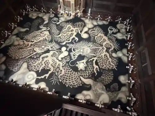 建仁寺（建仁禅寺）の{uncategorized: "未分類", other: "その他", undefined: "問題あり", building: "その他建物", grave: "お墓", sacred_gate: "鳥居", guardian: "狛犬", statue: "像", buddha: "仏像", history: "歴史", nature: "自然", garden: "庭園", animal: "動物", pagoda: "塔", temizu: "手水舎", mountain_gate: "山門・神門", sanctuary: "本殿・本堂", subordinate: "末社・摂社", art: "芸術", scenery: "景色", jizo: "地蔵", ema: "絵馬", goshuin: "御朱印", omikuji: "おみくじ", items: "授与品その他", amulet: "お守り", goshuincho: "御朱印帳", eats: "食事", festival: "お祭り", votive_dance: "神楽", shichigosan: "七五三参", wedding: "結婚式", experience: "体験その他", initially: "初詣", around: "周辺", anti_infection: "感染症対策"}