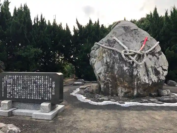 織幡神社の自然