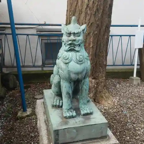 寄木神社の狛犬