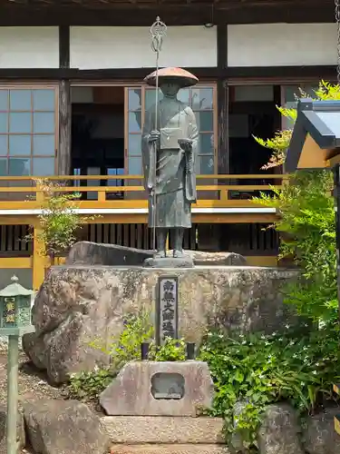 和光院(田島の血不動尊)の像