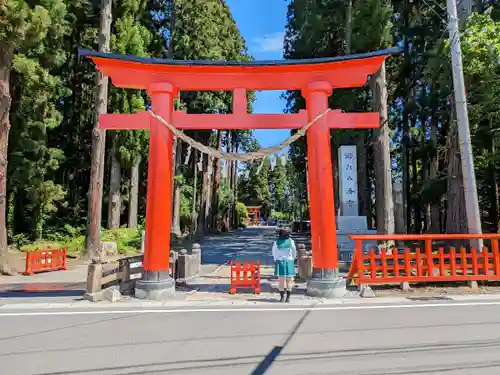 櫛引八幡宮の鳥居