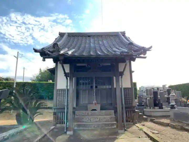 蓮台寺の本殿・本堂