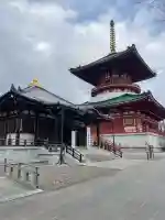 成田山醫王殿の{uncategorized: "未分類", other: "その他", undefined: "問題あり", building: "その他建物", grave: "お墓", sacred_gate: "鳥居", guardian: "狛犬", statue: "像", buddha: "仏像", history: "歴史", nature: "自然", garden: "庭園", animal: "動物", pagoda: "塔", temizu: "手水舎", mountain_gate: "山門・神門", sanctuary: "本殿・本堂", subordinate: "末社・摂社", art: "芸術", scenery: "景色", jizo: "地蔵", ema: "絵馬", goshuin: "御朱印", omikuji: "おみくじ", items: "授与品その他", amulet: "お守り", goshuincho: "御朱印帳", eats: "食事", festival: "お祭り", votive_dance: "神楽", shichigosan: "七五三参", wedding: "結婚式", experience: "体験その他", initially: "初詣", around: "周辺", anti_infection: "感染症対策"}