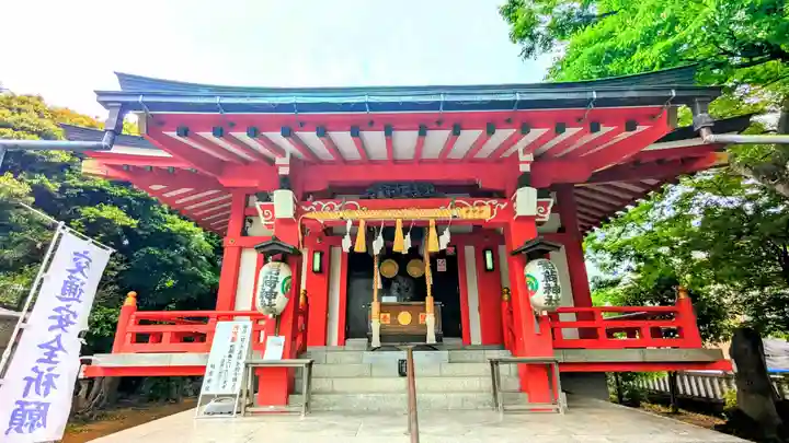 当代島稲荷神社の本殿・本堂