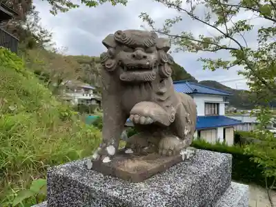 大萩神社の狛犬