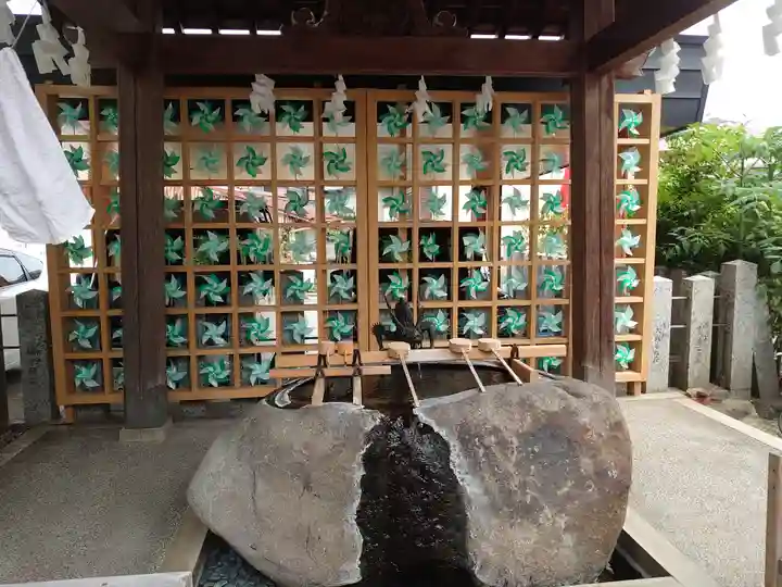御嶽神社茅萱宮の手水舎