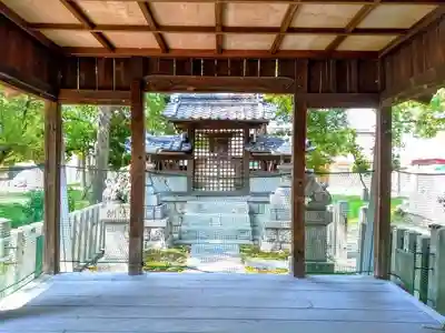 諏訪社の本殿・本堂