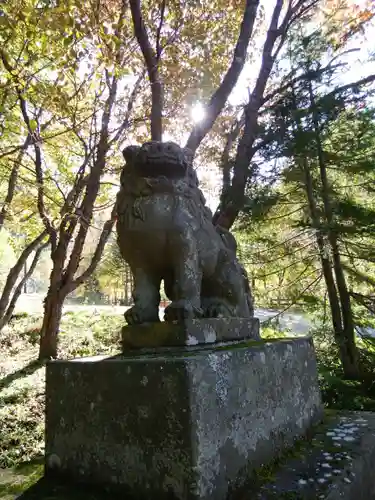 大雪山層雲峡神社の狛犬