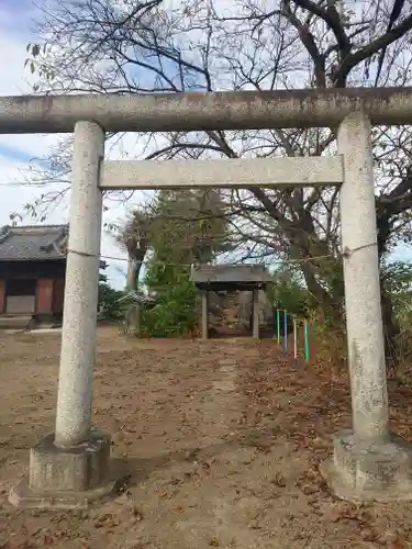 八ツ島稲荷神社(埼玉県)
