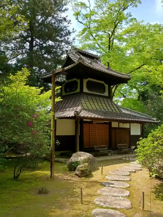 西念寺の{uncategorized: "未分類", other: "その他", undefined: "問題あり", building: "その他建物", grave: "お墓", sacred_gate: "鳥居", guardian: "狛犬", statue: "像", buddha: "仏像", history: "歴史", nature: "自然", garden: "庭園", animal: "動物", pagoda: "塔", temizu: "手水舎", mountain_gate: "山門・神門", sanctuary: "本殿・本堂", subordinate: "末社・摂社", art: "芸術", scenery: "景色", jizo: "地蔵", ema: "絵馬", goshuin: "御朱印", omikuji: "おみくじ", items: "授与品その他", amulet: "お守り", goshuincho: "御朱印帳", eats: "食事", festival: "お祭り", votive_dance: "神楽", shichigosan: "七五三参", wedding: "結婚式", experience: "体験その他", initially: "初詣", around: "周辺", anti_infection: "感染症対策"}