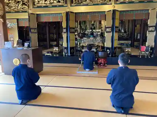 光照寺　真宗大谷派（お東さん）の本殿・本堂