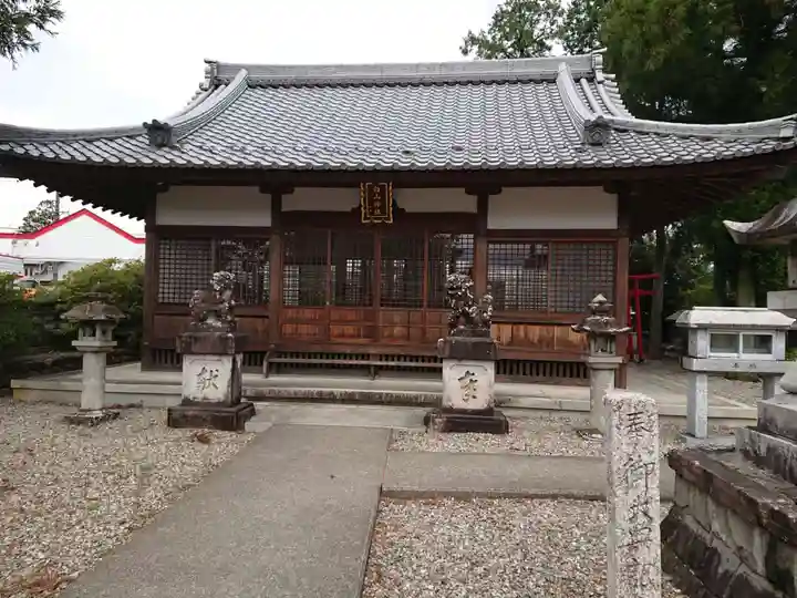 白山神社の本殿・本堂