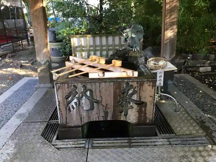 素盞雄神社の手水舎