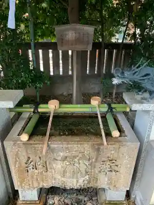 大鳥神社の{uncategorized: "未分類", other: "その他", undefined: "問題あり", building: "その他建物", grave: "お墓", sacred_gate: "鳥居", guardian: "狛犬", statue: "像", buddha: "仏像", history: "歴史", nature: "自然", garden: "庭園", animal: "動物", pagoda: "塔", temizu: "手水舎", mountain_gate: "山門・神門", sanctuary: "本殿・本堂", subordinate: "末社・摂社", art: "芸術", scenery: "景色", jizo: "地蔵", ema: "絵馬", goshuin: "御朱印", omikuji: "おみくじ", items: "授与品その他", amulet: "お守り", goshuincho: "御朱印帳", eats: "食事", festival: "お祭り", votive_dance: "神楽", shichigosan: "七五三参", wedding: "結婚式", experience: "体験その他", initially: "初詣", around: "周辺", anti_infection: "感染症対策"}