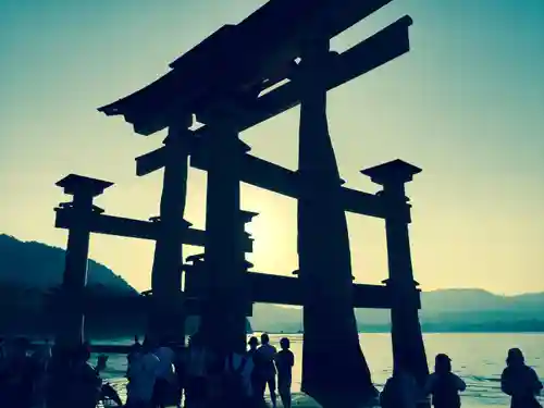 厳島神社(広島県)