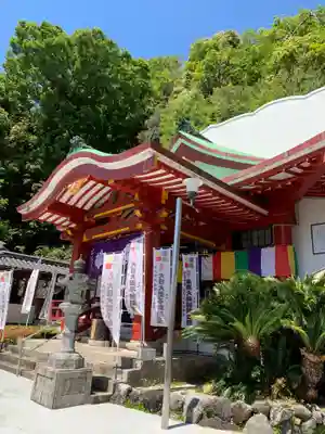 岩戸弘法弘峰寺の本殿・本堂