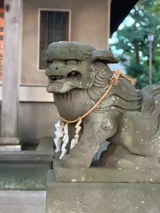 子安神社の狛犬