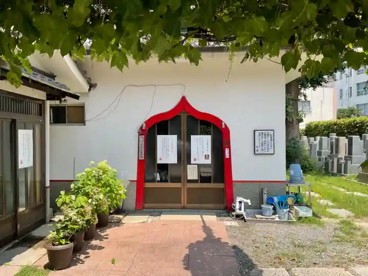 地蔵院の本殿・本堂