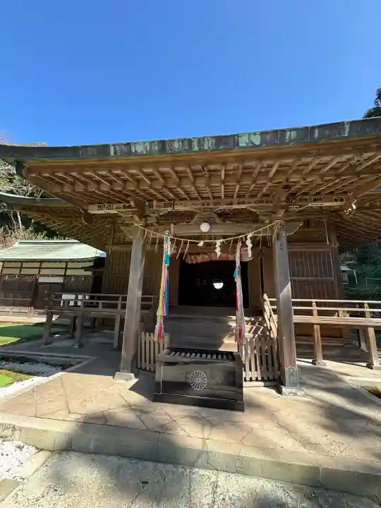 洲崎神社の{uncategorized: "未分類", other: "その他", undefined: "問題あり", building: "その他建物", grave: "お墓", sacred_gate: "鳥居", guardian: "狛犬", statue: "像", buddha: "仏像", history: "歴史", nature: "自然", garden: "庭園", animal: "動物", pagoda: "塔", temizu: "手水舎", mountain_gate: "山門・神門", sanctuary: "本殿・本堂", subordinate: "末社・摂社", art: "芸術", scenery: "景色", jizo: "地蔵", ema: "絵馬", goshuin: "御朱印", omikuji: "おみくじ", items: "授与品その他", amulet: "お守り", goshuincho: "御朱印帳", eats: "食事", festival: "お祭り", votive_dance: "神楽", shichigosan: "七五三参", wedding: "結婚式", experience: "体験その他", initially: "初詣", around: "周辺", anti_infection: "感染症対策"}