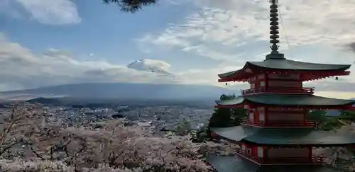 新倉富士浅間神社の景色