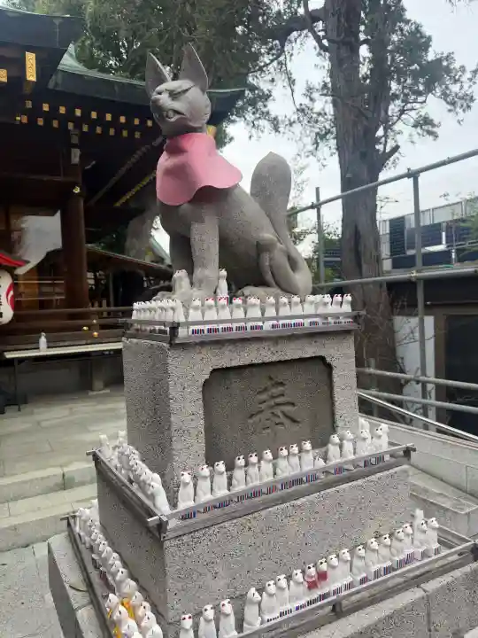 馬橋稲荷神社の{uncategorized: "未分類", other: "その他", undefined: "問題あり", building: "その他建物", grave: "お墓", sacred_gate: "鳥居", guardian: "狛犬", statue: "像", buddha: "仏像", history: "歴史", nature: "自然", garden: "庭園", animal: "動物", pagoda: "塔", temizu: "手水舎", mountain_gate: "山門・神門", sanctuary: "本殿・本堂", subordinate: "末社・摂社", art: "芸術", scenery: "景色", jizo: "地蔵", ema: "絵馬", goshuin: "御朱印", omikuji: "おみくじ", items: "授与品その他", amulet: "お守り", goshuincho: "御朱印帳", eats: "食事", festival: "お祭り", votive_dance: "神楽", shichigosan: "七五三参", wedding: "結婚式", experience: "体験その他", initially: "初詣", around: "周辺", anti_infection: "感染症対策"}