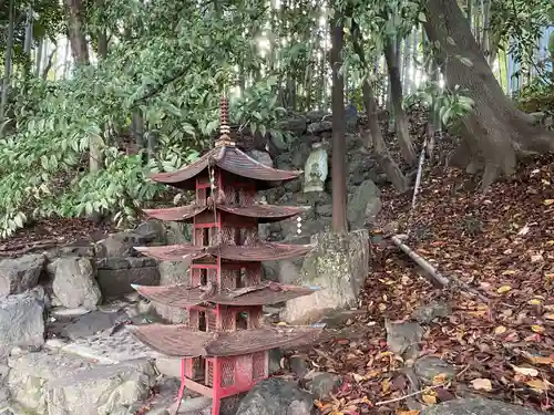 勧修寺の塔