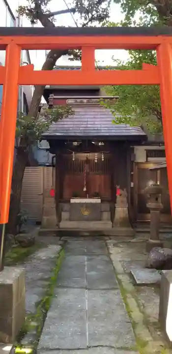 出世稲荷神社(柳森神社境外摂社)の鳥居