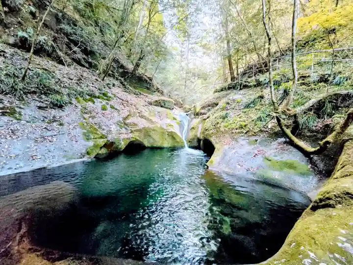 龍鎮神社(奈良県)