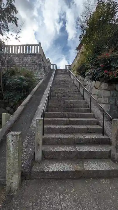 若宮八幡神社(滋賀県)