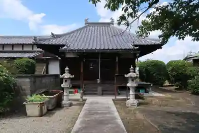 与楽寺の本殿・本堂