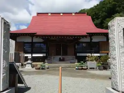 伊勢原 法泉寺の本殿・本堂