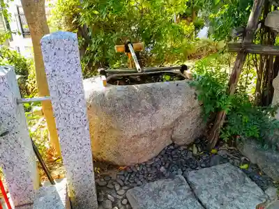 春日 児宮神社の手水舎