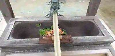 武蔵第六天神社の手水舎