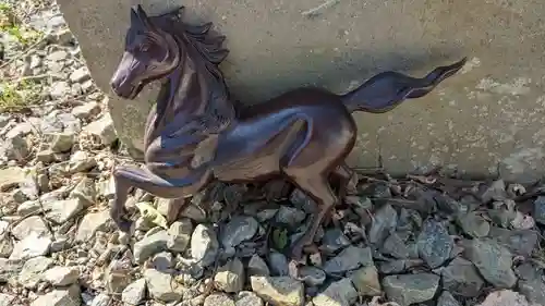 様似住吉神社の像