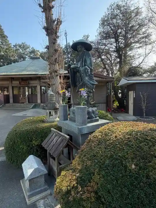 福徳院の{uncategorized: "未分類", other: "その他", undefined: "問題あり", building: "その他建物", grave: "お墓", sacred_gate: "鳥居", guardian: "狛犬", statue: "像", buddha: "仏像", history: "歴史", nature: "自然", garden: "庭園", animal: "動物", pagoda: "塔", temizu: "手水舎", mountain_gate: "山門・神門", sanctuary: "本殿・本堂", subordinate: "末社・摂社", art: "芸術", scenery: "景色", jizo: "地蔵", ema: "絵馬", goshuin: "御朱印", omikuji: "おみくじ", items: "授与品その他", amulet: "お守り", goshuincho: "御朱印帳", eats: "食事", festival: "お祭り", votive_dance: "神楽", shichigosan: "七五三参", wedding: "結婚式", experience: "体験その他", initially: "初詣", around: "周辺", anti_infection: "感染症対策"}