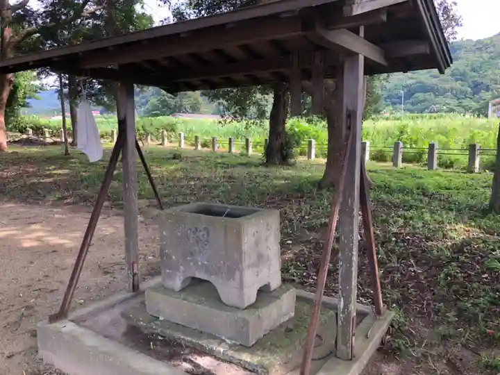 久度神社の手水舎