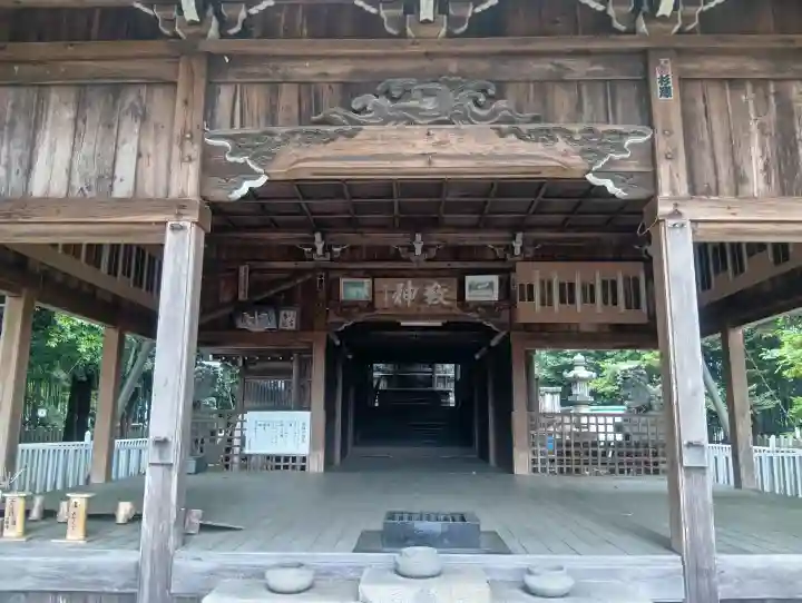 多賀神社の{uncategorized: "未分類", other: "その他", undefined: "問題あり", building: "その他建物", grave: "お墓", sacred_gate: "鳥居", guardian: "狛犬", statue: "像", buddha: "仏像", history: "歴史", nature: "自然", garden: "庭園", animal: "動物", pagoda: "塔", temizu: "手水舎", mountain_gate: "山門・神門", sanctuary: "本殿・本堂", subordinate: "末社・摂社", art: "芸術", scenery: "景色", jizo: "地蔵", ema: "絵馬", goshuin: "御朱印", omikuji: "おみくじ", items: "授与品その他", amulet: "お守り", goshuincho: "御朱印帳", eats: "食事", festival: "お祭り", votive_dance: "神楽", shichigosan: "七五三参", wedding: "結婚式", experience: "体験その他", initially: "初詣", around: "周辺", anti_infection: "感染症対策"}
