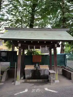 諏訪神社の手水舎