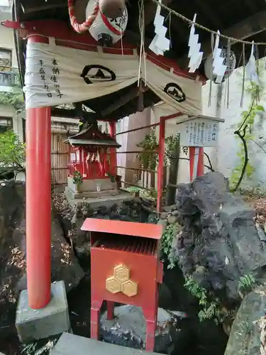 子安神社の末社