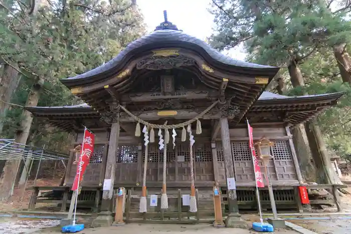 夏井諏訪神社の本殿