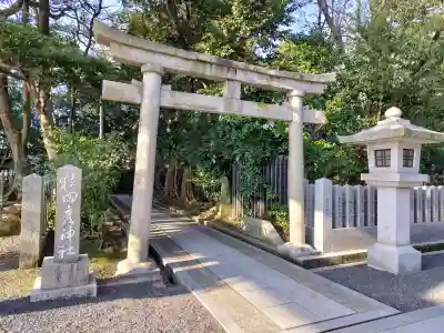 氣比神宮の{uncategorized: "未分類", other: "その他", undefined: "問題あり", building: "その他建物", grave: "お墓", sacred_gate: "鳥居", guardian: "狛犬", statue: "像", buddha: "仏像", history: "歴史", nature: "自然", garden: "庭園", animal: "動物", pagoda: "塔", temizu: "手水舎", mountain_gate: "山門・神門", sanctuary: "本殿・本堂", subordinate: "末社・摂社", art: "芸術", scenery: "景色", jizo: "地蔵", ema: "絵馬", goshuin: "御朱印", omikuji: "おみくじ", items: "授与品その他", amulet: "お守り", goshuincho: "御朱印帳", eats: "食事", festival: "お祭り", votive_dance: "神楽", shichigosan: "七五三参", wedding: "結婚式", experience: "体験その他", initially: "初詣", around: "周辺", anti_infection: "感染症対策"}