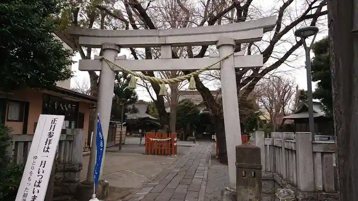 嶺御嶽神社の鳥居