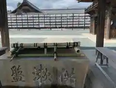 豊川閣　妙厳寺の手水