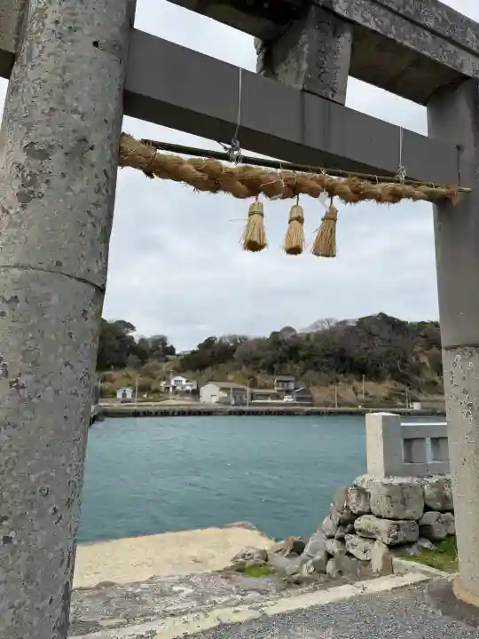 田島神社の{uncategorized: "未分類", other: "その他", undefined: "問題あり", building: "その他建物", grave: "お墓", sacred_gate: "鳥居", guardian: "狛犬", statue: "像", buddha: "仏像", history: "歴史", nature: "自然", garden: "庭園", animal: "動物", pagoda: "塔", temizu: "手水舎", mountain_gate: "山門・神門", sanctuary: "本殿・本堂", subordinate: "末社・摂社", art: "芸術", scenery: "景色", jizo: "地蔵", ema: "絵馬", goshuin: "御朱印", omikuji: "おみくじ", items: "授与品その他", amulet: "お守り", goshuincho: "御朱印帳", eats: "食事", festival: "お祭り", votive_dance: "神楽", shichigosan: "七五三参", wedding: "結婚式", experience: "体験その他", initially: "初詣", around: "周辺", anti_infection: "感染症対策"}