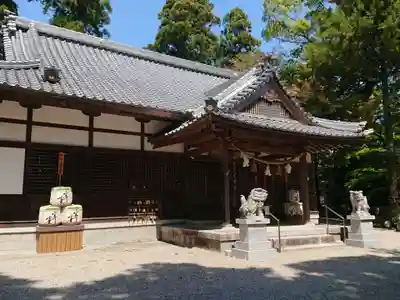 加富神社の本殿・本堂