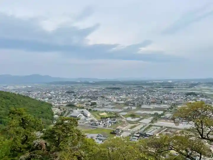 阿賀神社の{uncategorized: "未分類", other: "その他", undefined: "問題あり", building: "その他建物", grave: "お墓", sacred_gate: "鳥居", guardian: "狛犬", statue: "像", buddha: "仏像", history: "歴史", nature: "自然", garden: "庭園", animal: "動物", pagoda: "塔", temizu: "手水舎", mountain_gate: "山門・神門", sanctuary: "本殿・本堂", subordinate: "末社・摂社", art: "芸術", scenery: "景色", jizo: "地蔵", ema: "絵馬", goshuin: "御朱印", omikuji: "おみくじ", items: "授与品その他", amulet: "お守り", goshuincho: "御朱印帳", eats: "食事", festival: "お祭り", votive_dance: "神楽", shichigosan: "七五三参", wedding: "結婚式", experience: "体験その他", initially: "初詣", around: "周辺", anti_infection: "感染症対策"}