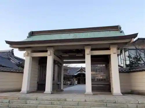 柿本神社の山門・神門