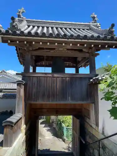 浄運寺の山門