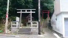 順式社の鳥居